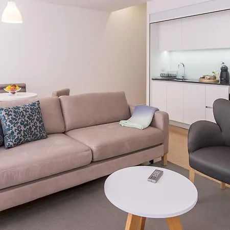 Tea 4 Nine דירה *